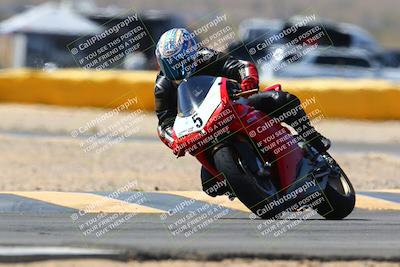 media/Mar-28-2022-Superbike Trackdays (Mon) [[b8603d0f67]]/Novice Group (1130am-12pm)/Turn 2/